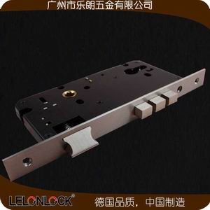 三桿鎖體防盜性強嗎？